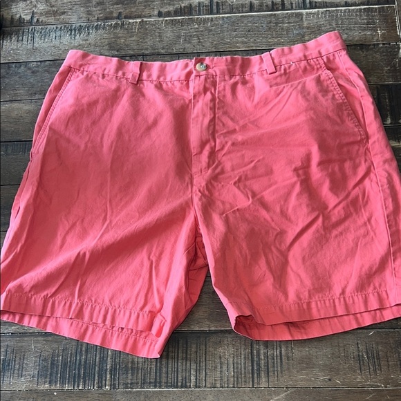 Vineyard Vines Other - Vineyard Vines Men's Salmon Breaker Shorts Size 38